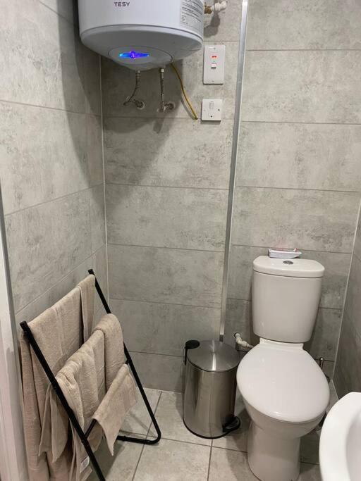 A Spacious Double Bed Apartment *